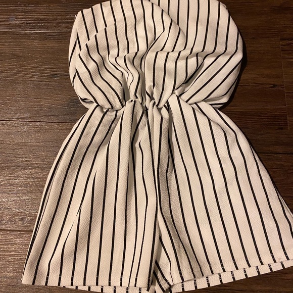 Romper - Picture 1 of 2